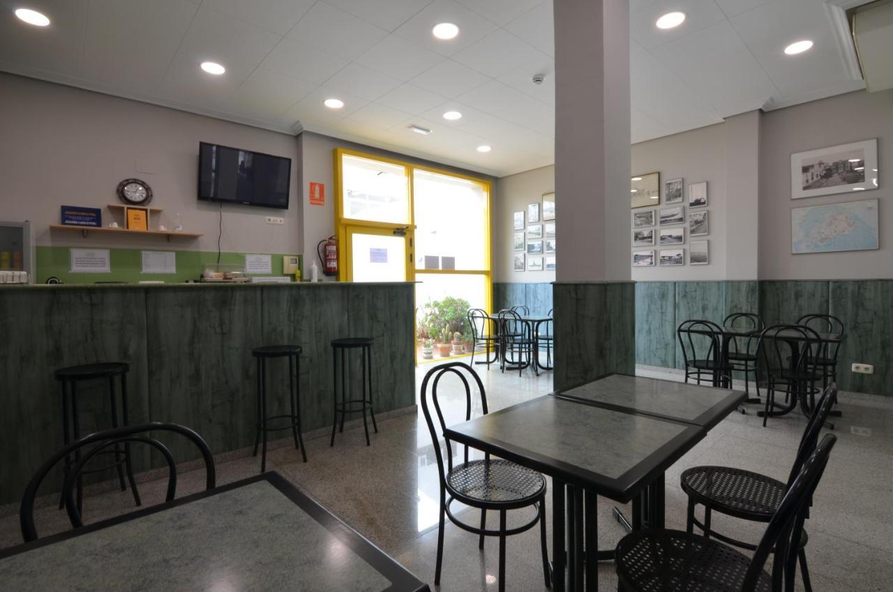 אל פראט דה לוברגאט Hotel Blauet By Bossh Hotels מראה חיצוני תמונה