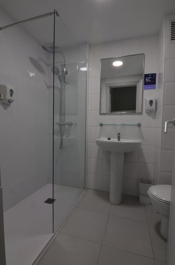 אל פראט דה לוברגאט Hotel Blauet By Bossh Hotels מראה חיצוני תמונה