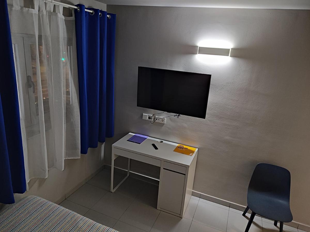 אל פראט דה לוברגאט Hotel Blauet By Bossh Hotels מראה חיצוני תמונה