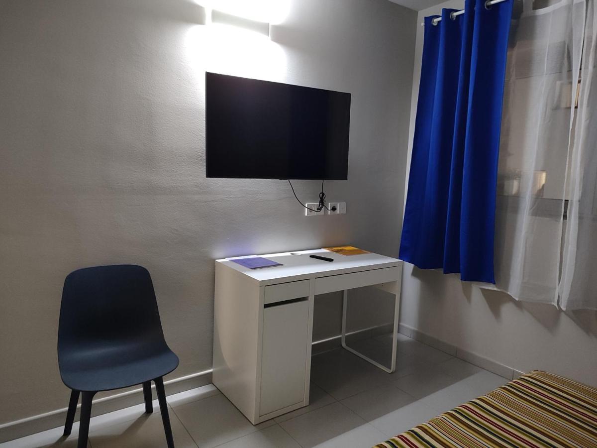 אל פראט דה לוברגאט Hotel Blauet By Bossh Hotels מראה חיצוני תמונה