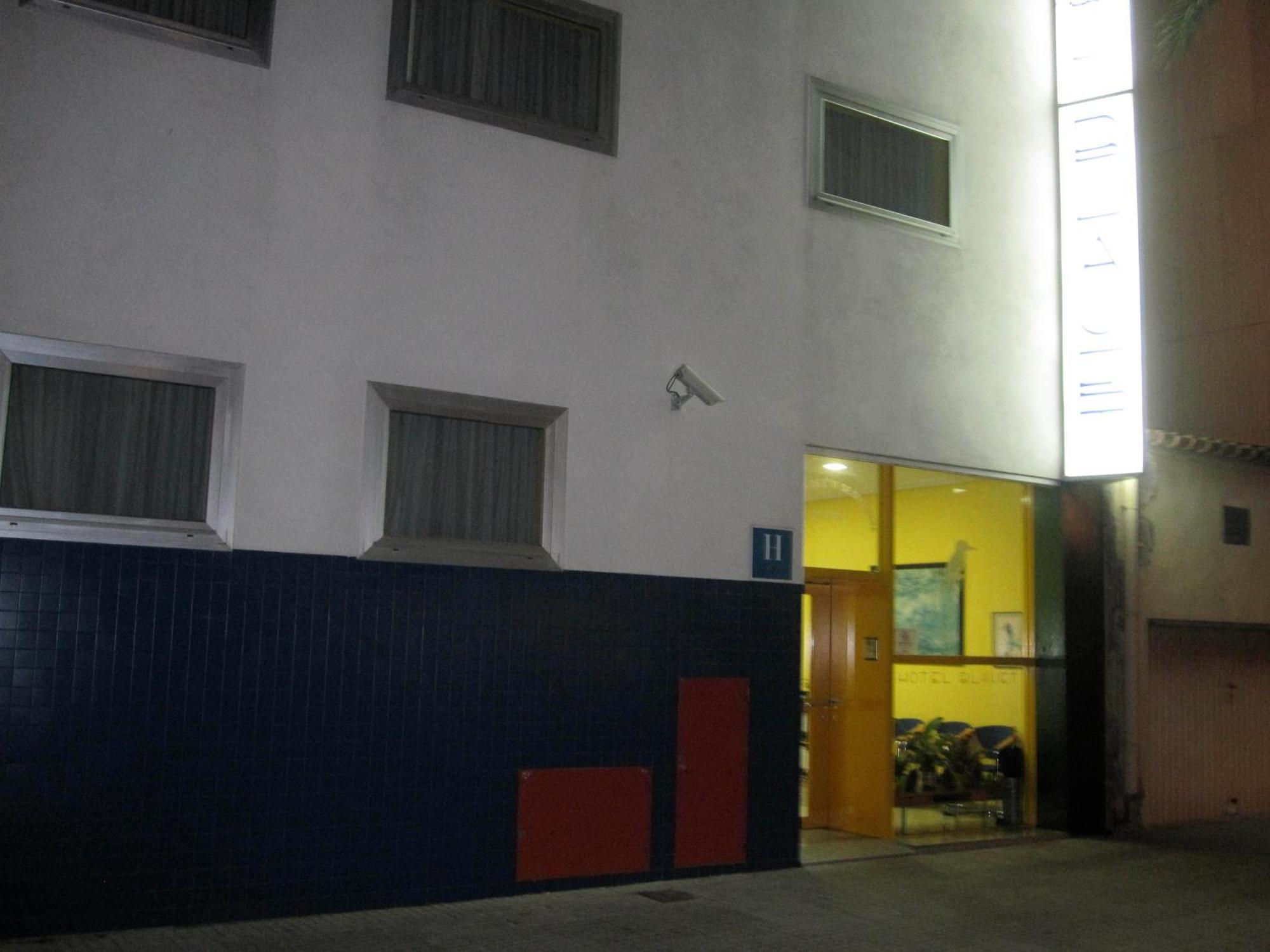 אל פראט דה לוברגאט Hotel Blauet By Bossh Hotels מראה חיצוני תמונה